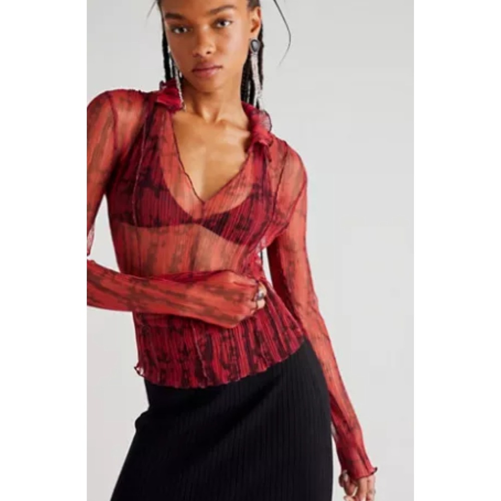 Free People Mesh Top Women Medium Red Tie Dye Plisse Pleated Long Sleeve Boho